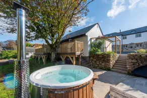 Darling Chestnut - Eco Luxury cottage Cornwall - Image 5