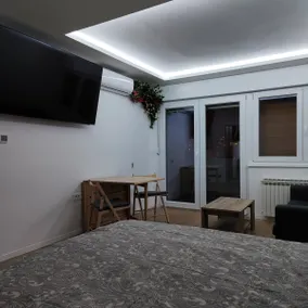 Luxurious Apartment with Finnish Sauna - Atomic - Image 2