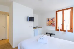 GuestHost - Piazza della Frutta Studio Apartments - Image 4