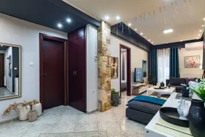 ArtHaus Gallery Stay - Image 4