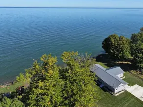 Peaceful getaway awaits this home on Lake Ontario - Image 5