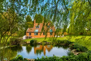 The Farmhouse | Nature Retreat, Wood-Fired Hot Tub - Image 3