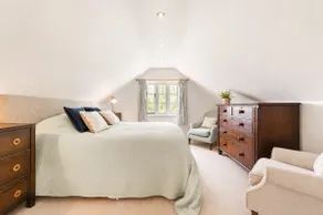 The Farmhouse | Nature Retreat, Wood-Fired Hot Tub - Image 4