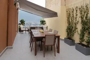 Belvedere 237A Lakeview Luxury Apartment - Image 2