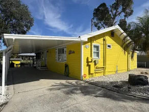 The Yellow Bungalow - Image 3
