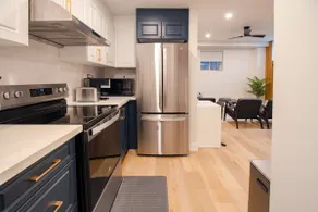 OakNest | 2Bedroom Suite | Free Parking | Licensed - Image 3