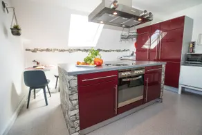 Luxurious vacation apartment in a quiet, rural setting - Image 2
