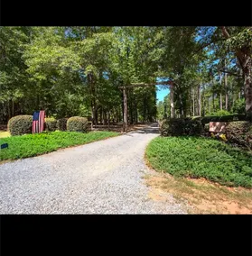 ​The Dodi Ranch: Main Cabin on 6 Acres - Image 2