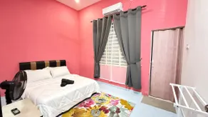 NorSham Homestay Kemasik Kemaman Private Pool - Image 4