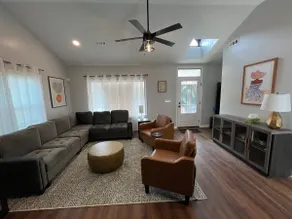 Lake Street Landing - Image 3