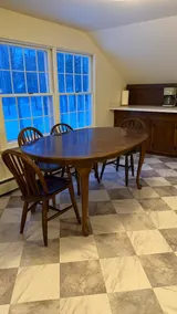 Cozy Chalet in Historic Weston - Image 4