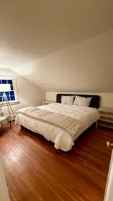 Cozy Chalet in Historic Weston - Image 3