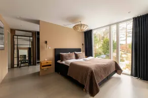 Exclusive Duplex Mansion with Sauna & Pool - Image 3