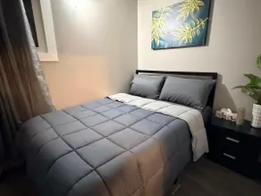 Private Unit | Free Parking | Self Check-In - Image 3