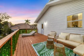 Bamboo Bungalow - Image 4