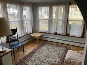 Newly remodeled. Comfortable home. - Image 4