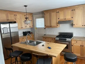 Newly remodeled. Comfortable home. - Image 3