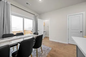 Luxury | 2 Kings | Bunks | Workspace | Sleeps 10 - Image 5
