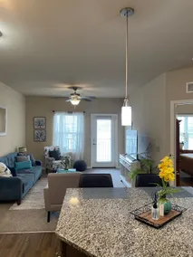 Coastal Comfort offers 1 Bed/1Bath with Lakeview. - Image 2