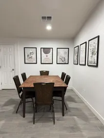 3 Bedroom/1Bathroom Duplex - Image 4