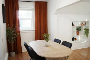 Stylish South Hill Apt | Convenient Location - Image 3