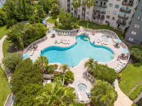 Unique stay 6 min from Universal Free parking - Image 4