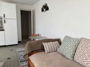 Downtown apartment with garden, close to the sea - Image 5