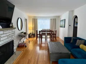 Cozy Estate 20 Minutes from Downtown and Lakefront - Image 3