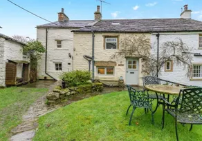 Westside Cottage, Newby Hamlet, Clapham, Yorkshire Dales National Park, Famous Three Peaks, Near The Lake District, Pets Are Welcome, Direct Parking in front of the Cottage & Guest Parking - Image 2
