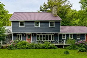 Spacious Vermont Farmhouse | 3 Mi to Mount Snow - Image 4