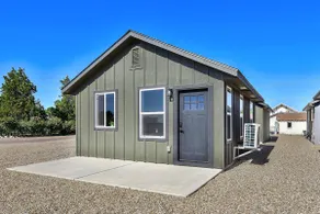 Idaho Tiny Home Retreat in Wilder, Idaho! - Image 5