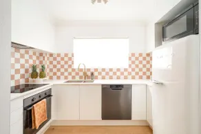 Cali Cool at The Cliff | Beach Apartment - Image 3