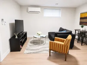 Cozy Corner with Private Entrance - Image 2