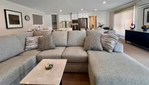 Mornington Modern Retreat - Image 2