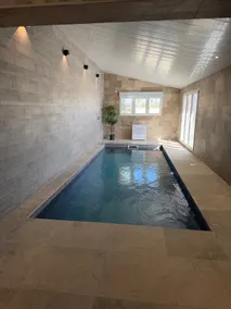 Cottage in Champagne • Indoor pool and spa • 15 people - Image 2