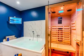 Private Sauna & Double Spa, L'Écrin Bleu, Victoire - Image 4