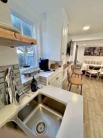 Cozy Private Studio | Easy Transit & Beaches - Image 3