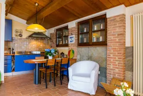 RusticoToscano Apartment - Portico - Image 4