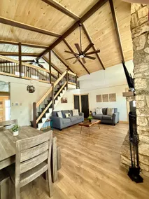 4BR/2BA Mountain Chalet Cabin | 5 Min to Skiing - Image 2