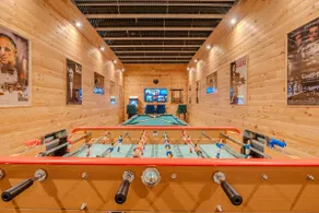 Chalet Prestige By Mahdi • Heated pool • 3,230 sq. ft. - Image 4