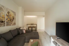 Tree Road Patras City Apartment - Image 3