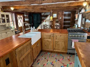 Rare find! Poconos log cabin with indoor sauna - Image 5