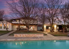 Country Villa with Pool, Hot Tub & Fire Pit! - Image 2