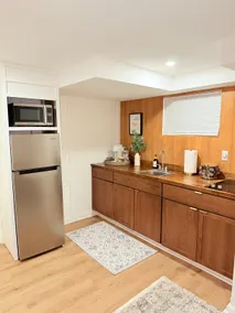 Private Huntington Suite | Near Village & Beach - Image 4