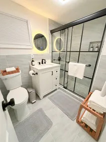 Private Huntington Suite | Near Village & Beach - Image 5