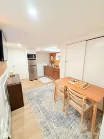 Private Huntington Suite | Near Village & Beach - Image 3