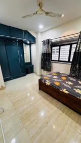 Luxury 2.5BHK Near Ravinagar Square - Image 4
