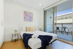 Ryde Comfortable 2BR Stay near Shopping Centre - Image 3