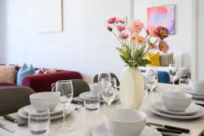 Ryde Comfortable 2BR Stay near Shopping Centre - Image 2