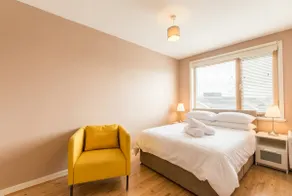 Stylish Central Dub Apt Aviva Stad Free Parking - Image 3